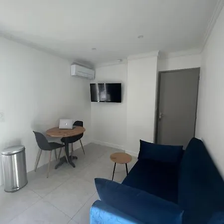 Appt 1 Jardin Parking Apartment *